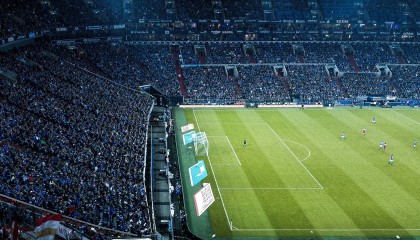 开云体育官网下载安装-游戏直播平台未来趋势：多元化与智能化，游戏直播市场